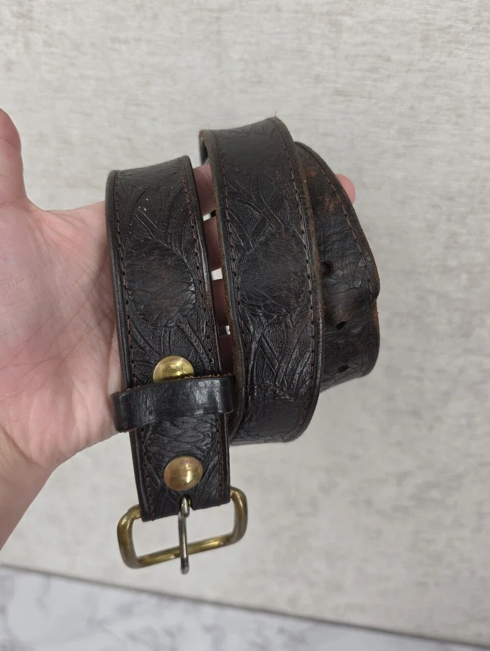 Vintage Western Tooled Sequoia Pine Cone Leather Belt Brass Buckle